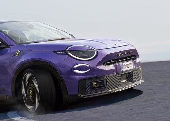 Nuevas imágenes del 600e Scorpionissina, el Abarth más potente de la historia