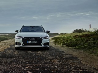Audi-A6-Avant-TFSIe-5.jpeg