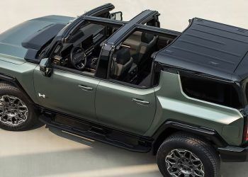 El coche eléctrico que, en España, sólo podrás conducir con carnet de camión
