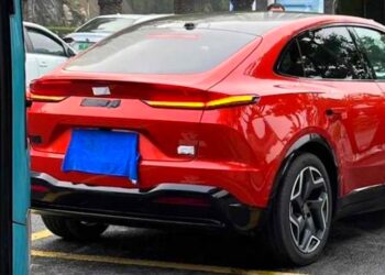 Con baterías intercambiables y un 10% más barato, así es el SUV que NIO prepara para frenar al Model Y