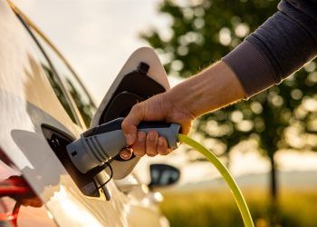 Con más de medio millón, esta es la compañía con la mayor flota de vehículos eléctricos de España