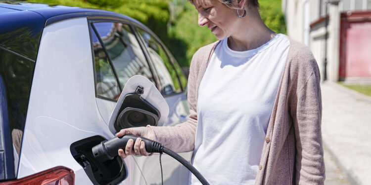 cargar tu coche eléctrico durante un apagón