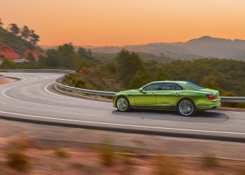 Bentley Flying Spur 2025