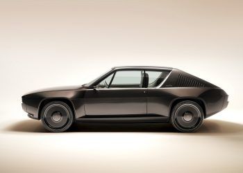 Actualización del Renault 17 por parte del diseñador Ora Ïto