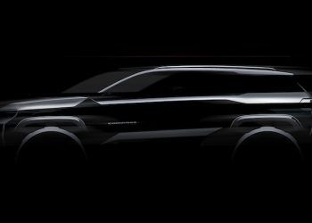 Esta silueta es la primera imagen que vemos del nuevo Jeep Compass eléctrico