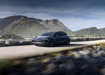 Tesla Model 3 Gran Autonomía con tracción trasera