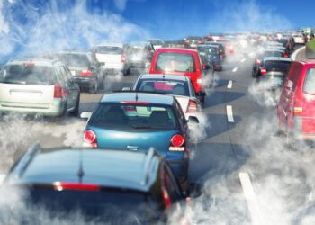 Así eluden las multas de la UE por emisiones de C02 los fabricantes sin coches eléctricos