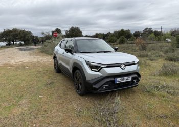 Probamos el icónico Suzuki Vitara convertido en SUV eléctrico