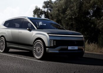 Hyundai anuncia precios para el Ioniq 9, el SUV eléctrico es grande y tiene buena autonomía, pero no es barato