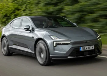 He probado el Polestar 4 para decidir entre el de uno o dos motores y está difícil…