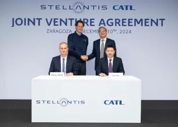 España tendrá una fábrica de baterías para coches eléctricos de la mano de Stellantis y la china CATL