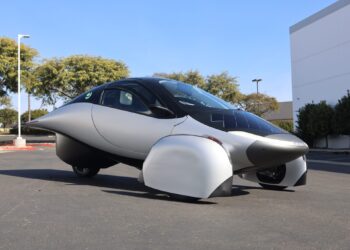 coche eléctrico solar