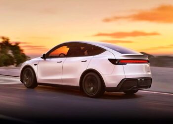 Tesla Model Y 2025