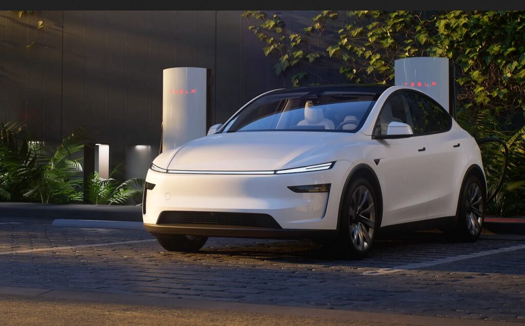 Tesla Model Y 2025