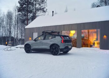 Volvo EX30 Cross Country