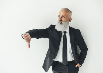 Nuevo chasco tras el Consejo de Ministros: seguimos sin ayudas a la compra de coches eléctricos