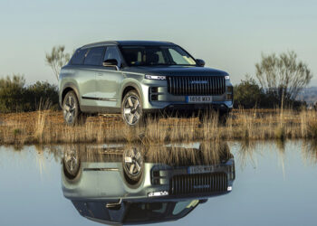 Por fin hemos conducido el Jaecoo 7 SHS, el phev con el que llegarás hasta donde te propongas