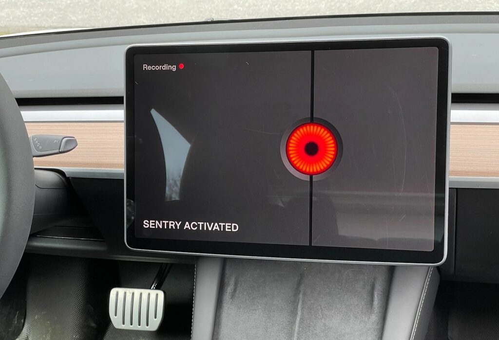 Modo Centinela de Tesla