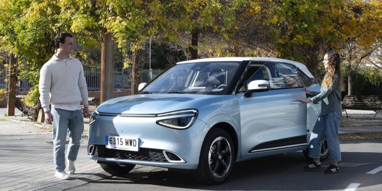 Un Dongfeng Box para el estudiante que saque la mejor nota en la PAU