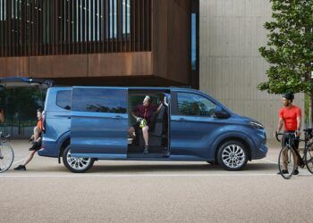 Ford Tourneo Custom PHEV