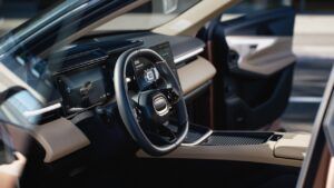 Lynk & Co 08