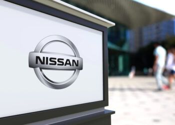 El Calambrazo: Nissan se queda compuesto y sin novia