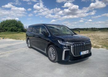 Voyah Dream, probamos el monovolumen eléctrico más potente y lujoso del mercado