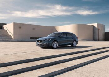 Uno de los modelos más vendidos de combustión se ofrece ahora en versión PHEV, con 134 km de autonomía y con un precio de derribo