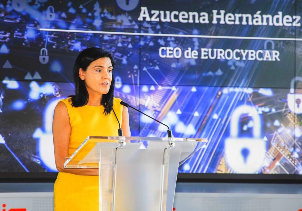 Azucena Hernández, CEO de Eurocybcar