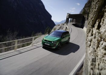 Ya están disponibles los pedidos para el nuevo Citroën C5 Aircross: desde menos de 30.000 euros