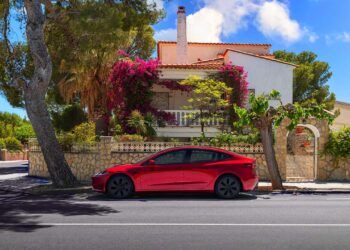 El programa Tesla Boost 2.0 deja el Model 3 en 25.000 euros