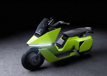 Omoway Omo X con conducción autónoma