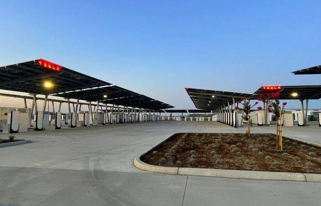 Supercargadores Tesla Oasis