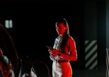 Cargadores fantasma: qué son, cuántos hay y, sobre todo, cómo evitar los inconvenientes que conllevan