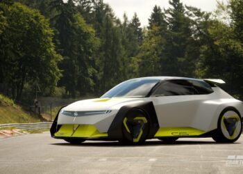 Opel nos hace soñar con el Corsa GSE, versión eléctrica de altas prestaciones ¿solo para la pantalla?