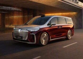 Ni berlina, ni SUV, este monovolumen chino revienta los pedidos