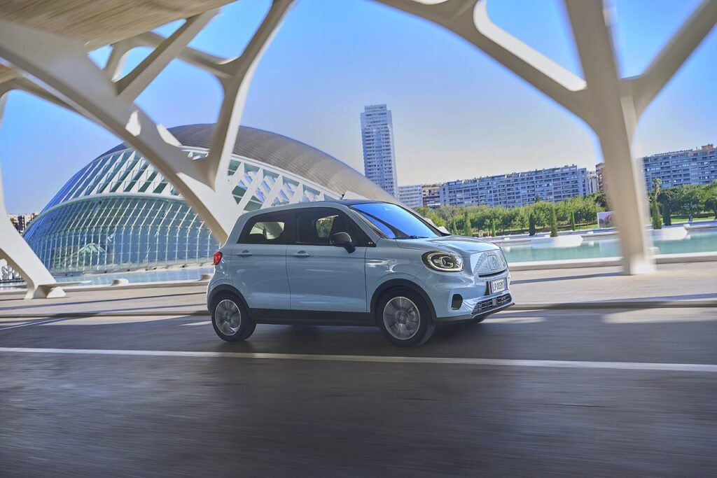 Marcas como BYD, MG y Omoda están redefiniendo el mercado de los coches eléctricos chinos pequeños asequibles.