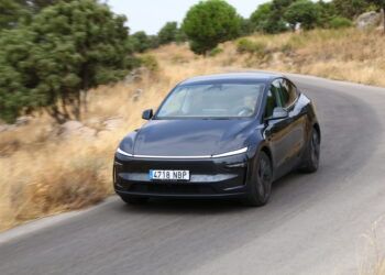 Prueba, en vídeo, del Tesla Model Y Juniper y por qué sigue pareciéndonos el mejor SUV eléctrico del mercado