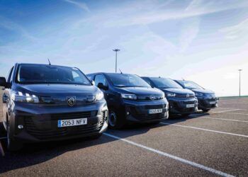 Amazon aumenta su flota eléctrica de la mano de Stellantis