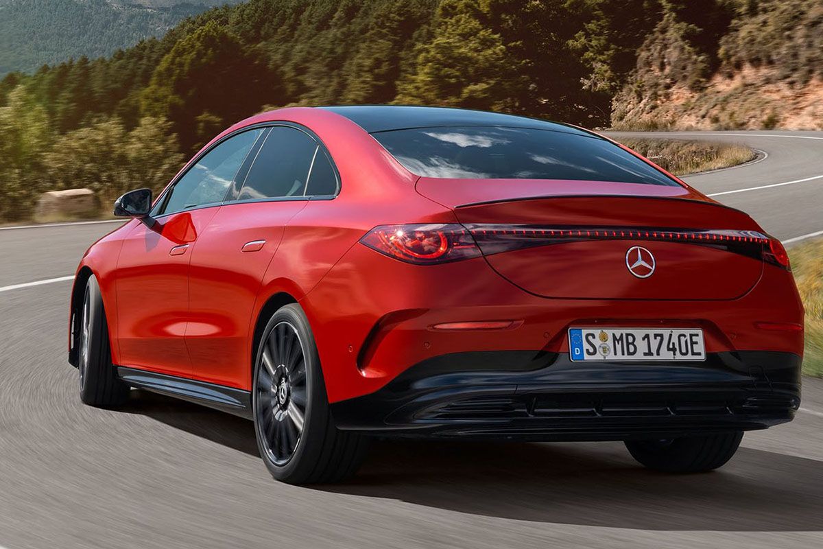 Mercedes-Benz CLA movimiento trasera Mercedes-Benz CLA movimiento trasera