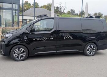 Sí, Stellantis se abre a la conducción autónoma