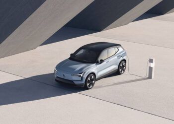 ¿Y si comprar un eléctrico te permitiera ahorrar en la factura de la luz?