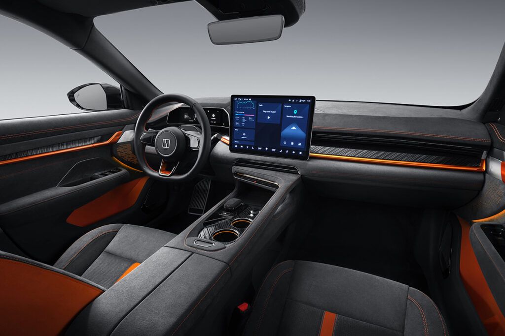 Zeekr 001 interior
