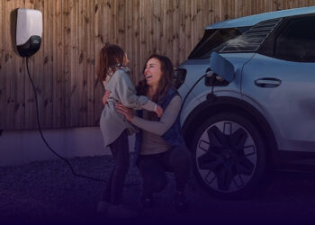 Ford y Octopus Energy se alían para ofrecer mejores recargas domésticas y públicas