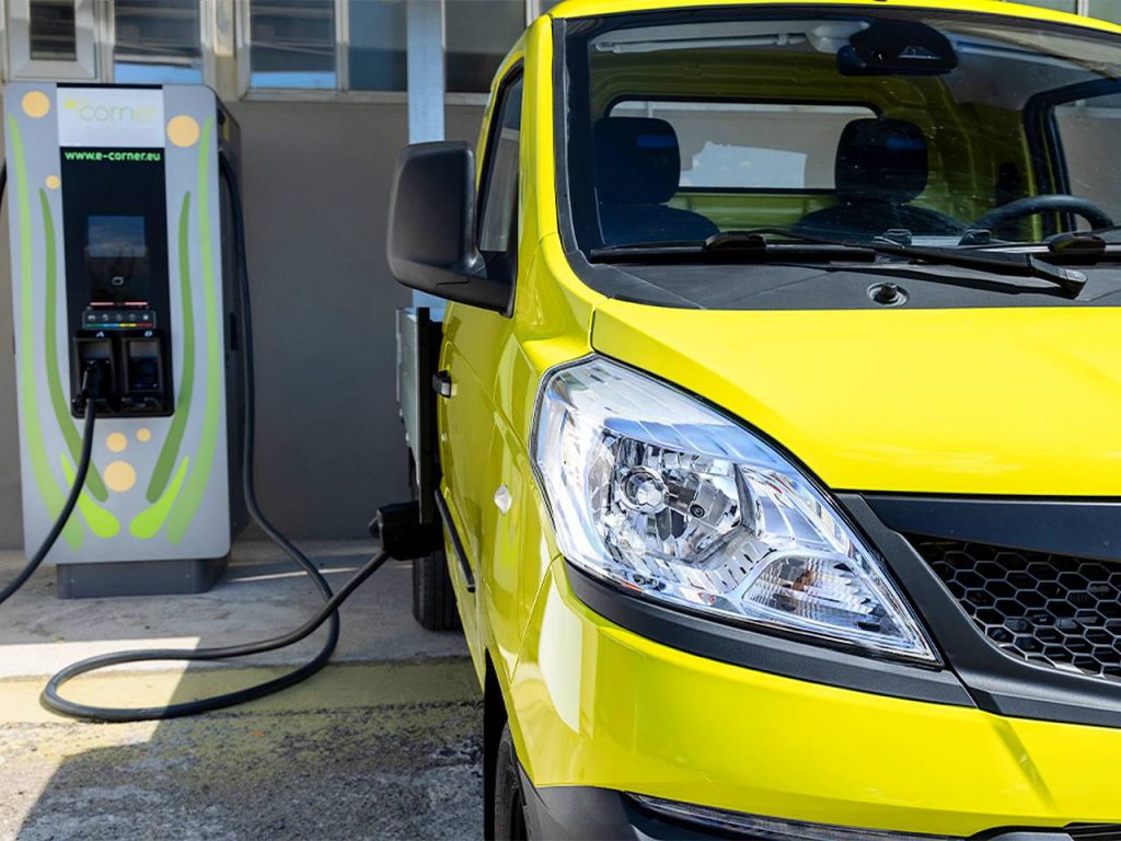 El Piaggio Porter NPE totalmente eléctrico, ya está disponible en los concesionarios