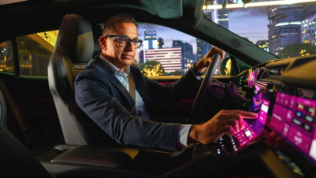 Interior del Porsche Cayenne Electric