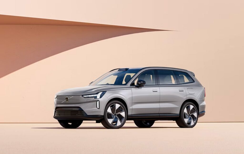 Sus sensores y la tecnología Safe Space hacen del EX90 un coche más seguro que muchos otros vehículos eléctricos del mercado