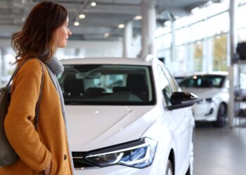 El gasto de usar y mantener un coche se ha disparado en cinco años