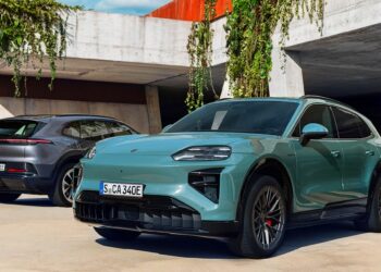 El Porsche Cayenne Electric aterriza con una mezcla poco habitual de fuerza, alcance y carga ultrarrápida