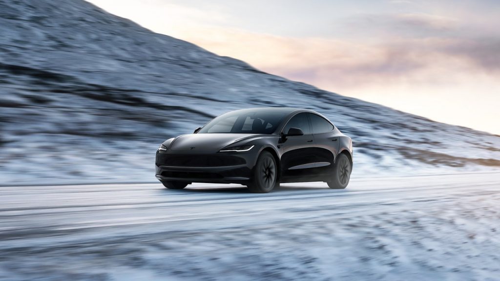 Llega a España el Tesla Model 3 Standard: el modelo eléctrico más barato de la marca Tesla